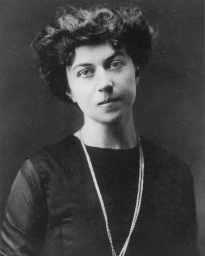 الکساندرا کولونتای